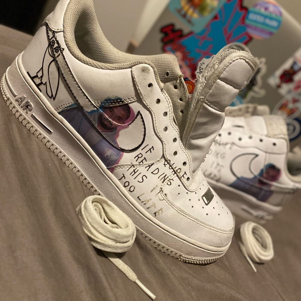 Air Force 1 custom made “If You’re Reading This It’s Too Late”